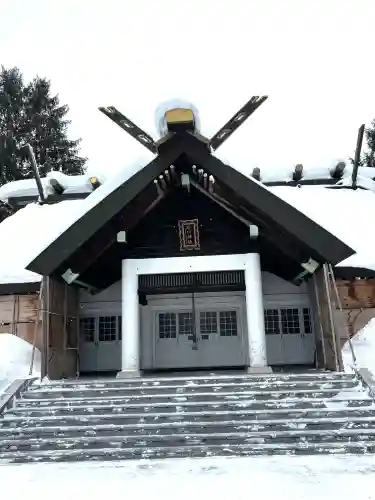 砂川神社の{uncategorized: "未分類", other: "その他", undefined: "問題あり", building: "その他建物", grave: "お墓", sacred_gate: "鳥居", guardian: "狛犬", statue: "像", buddha: "仏像", history: "歴史", nature: "自然", garden: "庭園", animal: "動物", pagoda: "塔", temizu: "手水舎", mountain_gate: "山門・神門", sanctuary: "本殿・本堂", subordinate: "末社・摂社", art: "芸術", scenery: "景色", jizo: "地蔵", ema: "絵馬", goshuin: "御朱印", omikuji: "おみくじ", items: "授与品その他", amulet: "お守り", goshuincho: "御朱印帳", eats: "食事", festival: "お祭り", votive_dance: "神楽", shichigosan: "七五三参", wedding: "結婚式", experience: "体験その他", initially: "初詣", around: "周辺", anti_infection: "感染症対策"}