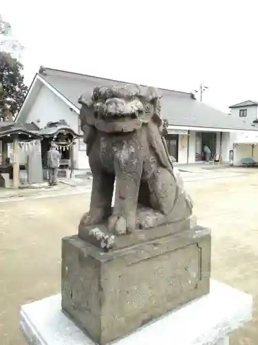 高靇神社の狛犬