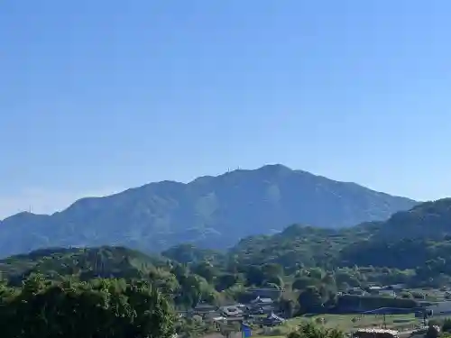常陸国出雲大社の{uncategorized: "未分類", other: "その他", undefined: "問題あり", building: "その他建物", grave: "お墓", sacred_gate: "鳥居", guardian: "狛犬", statue: "像", buddha: "仏像", history: "歴史", nature: "自然", garden: "庭園", animal: "動物", pagoda: "塔", temizu: "手水舎", mountain_gate: "山門・神門", sanctuary: "本殿・本堂", subordinate: "末社・摂社", art: "芸術", scenery: "景色", jizo: "地蔵", ema: "絵馬", goshuin: "御朱印", omikuji: "おみくじ", items: "授与品その他", amulet: "お守り", goshuincho: "御朱印帳", eats: "食事", festival: "お祭り", votive_dance: "神楽", shichigosan: "七五三参", wedding: "結婚式", experience: "体験その他", initially: "初詣", around: "周辺", anti_infection: "感染症対策"}