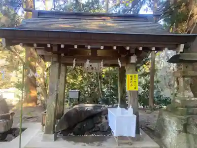 鷲子山上神社の手水舎