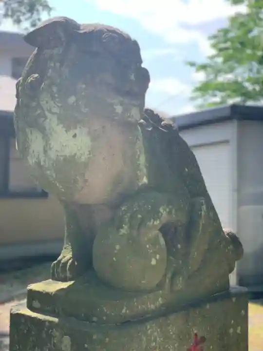 高津諏訪神社の狛犬
