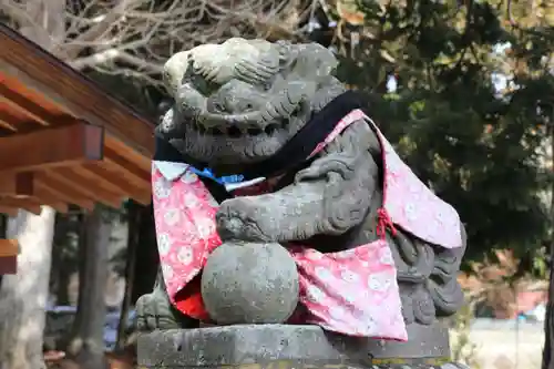 高司神社〜むすびの神の鎮まる社〜の狛犬