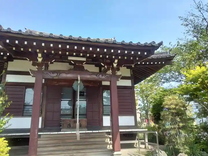 石観音の本殿・本堂