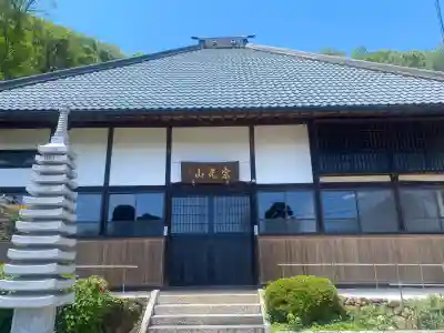 玉巌寺の{uncategorized: "未分類", other: "その他", undefined: "問題あり", building: "その他建物", grave: "お墓", sacred_gate: "鳥居", guardian: "狛犬", statue: "像", buddha: "仏像", history: "歴史", nature: "自然", garden: "庭園", animal: "動物", pagoda: "塔", temizu: "手水舎", mountain_gate: "山門・神門", sanctuary: "本殿・本堂", subordinate: "末社・摂社", art: "芸術", scenery: "景色", jizo: "地蔵", ema: "絵馬", goshuin: "御朱印", omikuji: "おみくじ", items: "授与品その他", amulet: "お守り", goshuincho: "御朱印帳", eats: "食事", festival: "お祭り", votive_dance: "神楽", shichigosan: "七五三参", wedding: "結婚式", experience: "体験その他", initially: "初詣", around: "周辺", anti_infection: "感染症対策"}