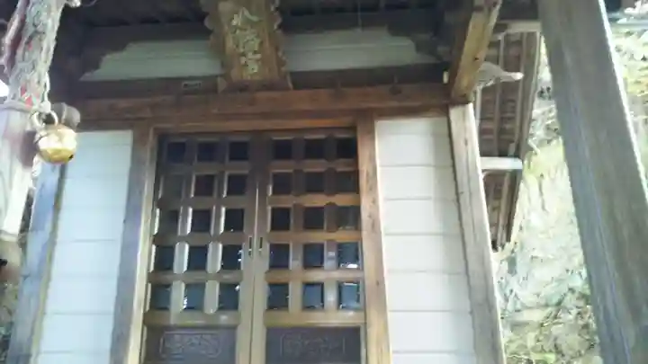 八幡宮の本殿・本堂