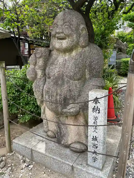平河天満宮の{uncategorized: "未分類", other: "その他", undefined: "問題あり", building: "その他建物", grave: "お墓", sacred_gate: "鳥居", guardian: "狛犬", statue: "像", buddha: "仏像", history: "歴史", nature: "自然", garden: "庭園", animal: "動物", pagoda: "塔", temizu: "手水舎", mountain_gate: "山門・神門", sanctuary: "本殿・本堂", subordinate: "末社・摂社", art: "芸術", scenery: "景色", jizo: "地蔵", ema: "絵馬", goshuin: "御朱印", omikuji: "おみくじ", items: "授与品その他", amulet: "お守り", goshuincho: "御朱印帳", eats: "食事", festival: "お祭り", votive_dance: "神楽", shichigosan: "七五三参", wedding: "結婚式", experience: "体験その他", initially: "初詣", around: "周辺", anti_infection: "感染症対策"}