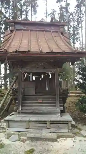 鹿嶋三嶋神社の末社・摂社