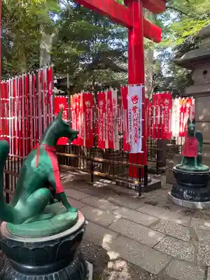 豊川稲荷東京別院の狛犬