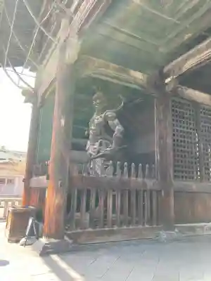善光寺の{uncategorized: "未分類", other: "その他", undefined: "問題あり", building: "その他建物", grave: "お墓", sacred_gate: "鳥居", guardian: "狛犬", statue: "像", buddha: "仏像", history: "歴史", nature: "自然", garden: "庭園", animal: "動物", pagoda: "塔", temizu: "手水舎", mountain_gate: "山門・神門", sanctuary: "本殿・本堂", subordinate: "末社・摂社", art: "芸術", scenery: "景色", jizo: "地蔵", ema: "絵馬", goshuin: "御朱印", omikuji: "おみくじ", items: "授与品その他", amulet: "お守り", goshuincho: "御朱印帳", eats: "食事", festival: "お祭り", votive_dance: "神楽", shichigosan: "七五三参", wedding: "結婚式", experience: "体験その他", initially: "初詣", around: "周辺", anti_infection: "感染症対策"}