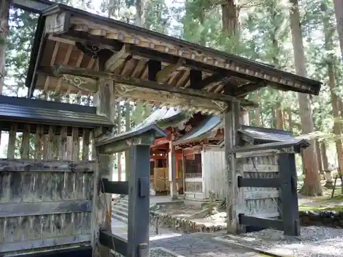 雲洞庵の山門・神門