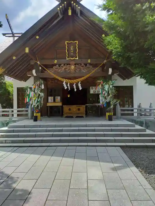 西野神社の本殿・本堂
