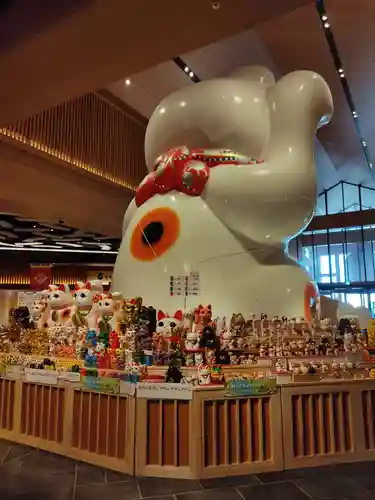 おたふく神社の像