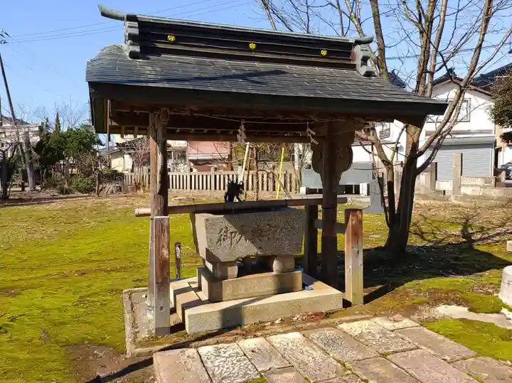 鵜川神社の手水舎