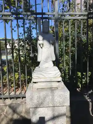 菊名池弁財天(神奈川県)