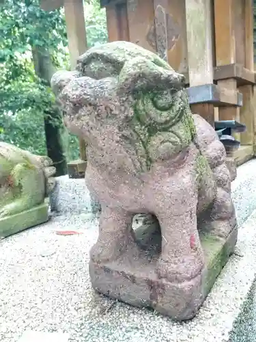 石立八幡宮の狛犬