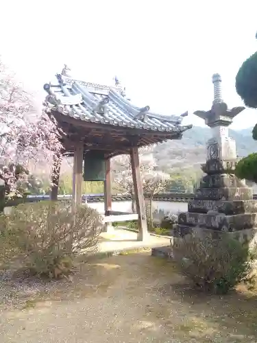 観照寺の建物その他