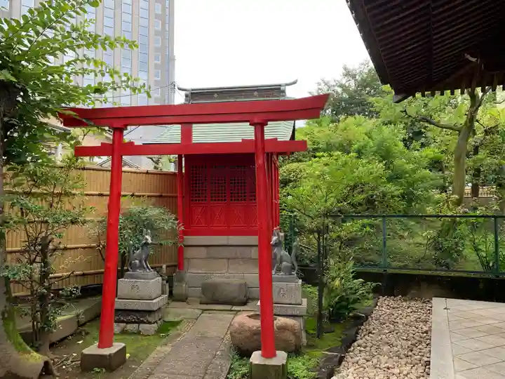 室泉寺の末社・摂社
