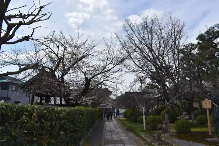 本満寺(本願満足寺)のその他建物
