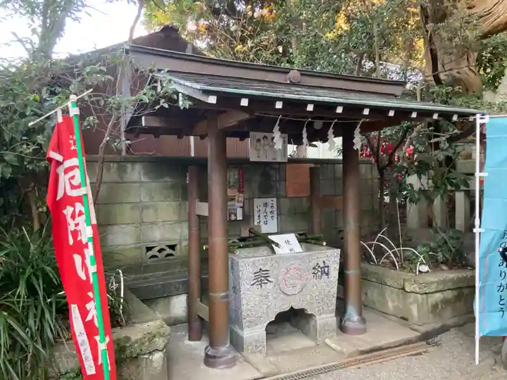 八雲神社(鎌倉・大町)の手水舎