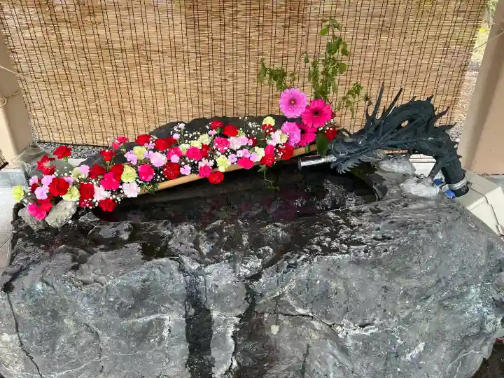 厚別神社の{uncategorized: "未分類", other: "その他", undefined: "問題あり", building: "その他建物", grave: "お墓", sacred_gate: "鳥居", guardian: "狛犬", statue: "像", buddha: "仏像", history: "歴史", nature: "自然", garden: "庭園", animal: "動物", pagoda: "塔", temizu: "手水舎", mountain_gate: "山門・神門", sanctuary: "本殿・本堂", subordinate: "末社・摂社", art: "芸術", scenery: "景色", jizo: "地蔵", ema: "絵馬", goshuin: "御朱印", omikuji: "おみくじ", items: "授与品その他", amulet: "お守り", goshuincho: "御朱印帳", eats: "食事", festival: "お祭り", votive_dance: "神楽", shichigosan: "七五三参", wedding: "結婚式", experience: "体験その他", initially: "初詣", around: "周辺", anti_infection: "感染症対策"}