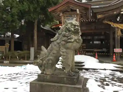 白山比咩神社の狛犬