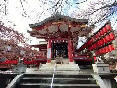 茶ノ木稲荷神社の本殿・本堂