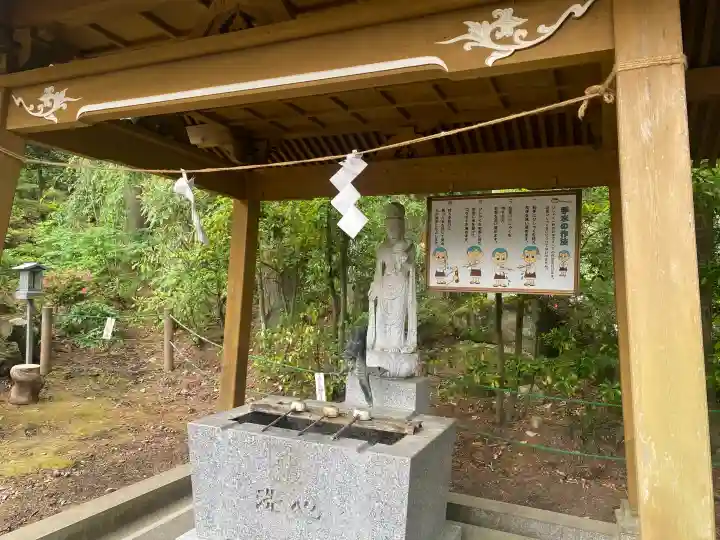 米子不動尊 本坊米子瀧山不動寺(長野県)