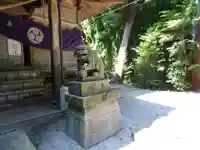 新山神社の狛犬
