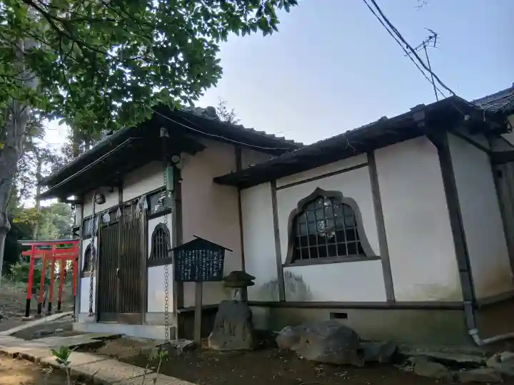 法華経寺の{uncategorized: "未分類", other: "その他", undefined: "問題あり", building: "その他建物", grave: "お墓", sacred_gate: "鳥居", guardian: "狛犬", statue: "像", buddha: "仏像", history: "歴史", nature: "自然", garden: "庭園", animal: "動物", pagoda: "塔", temizu: "手水舎", mountain_gate: "山門・神門", sanctuary: "本殿・本堂", subordinate: "末社・摂社", art: "芸術", scenery: "景色", jizo: "地蔵", ema: "絵馬", goshuin: "御朱印", omikuji: "おみくじ", items: "授与品その他", amulet: "お守り", goshuincho: "御朱印帳", eats: "食事", festival: "お祭り", votive_dance: "神楽", shichigosan: "七五三参", wedding: "結婚式", experience: "体験その他", initially: "初詣", around: "周辺", anti_infection: "感染症対策"}