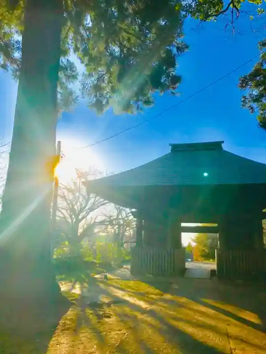 西蓮寺の山門・神門