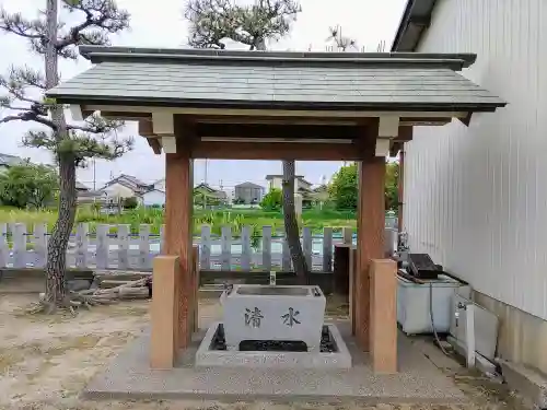 神明社（西福田4）の手水舎