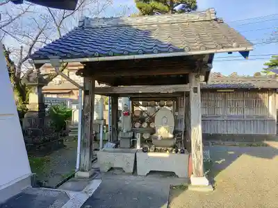 摂取院の手水舎