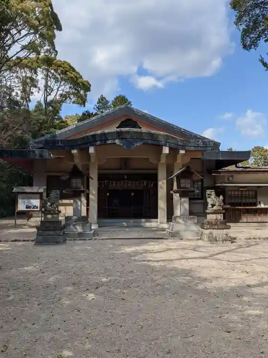 津八幡宮の本殿・本堂