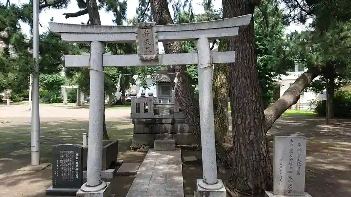 平塚三嶋神社の末社・摂社