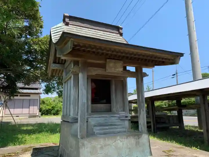 東中滝神社の末社・摂社