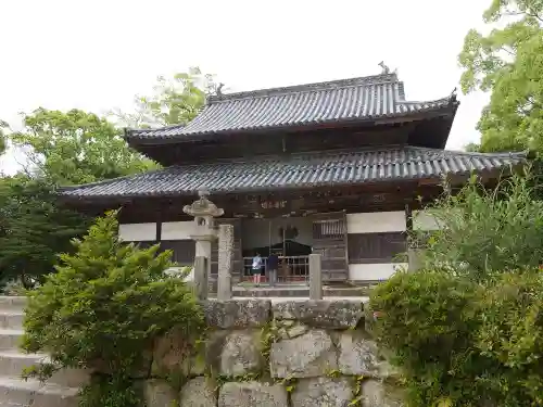 観世音寺の本殿・本堂
