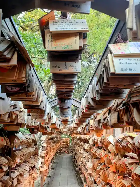 川越氷川神社の{uncategorized: "未分類", other: "その他", undefined: "問題あり", building: "その他建物", grave: "お墓", sacred_gate: "鳥居", guardian: "狛犬", statue: "像", buddha: "仏像", history: "歴史", nature: "自然", garden: "庭園", animal: "動物", pagoda: "塔", temizu: "手水舎", mountain_gate: "山門・神門", sanctuary: "本殿・本堂", subordinate: "末社・摂社", art: "芸術", scenery: "景色", jizo: "地蔵", ema: "絵馬", goshuin: "御朱印", omikuji: "おみくじ", items: "授与品その他", amulet: "お守り", goshuincho: "御朱印帳", eats: "食事", festival: "お祭り", votive_dance: "神楽", shichigosan: "七五三参", wedding: "結婚式", experience: "体験その他", initially: "初詣", around: "周辺", anti_infection: "感染症対策"}