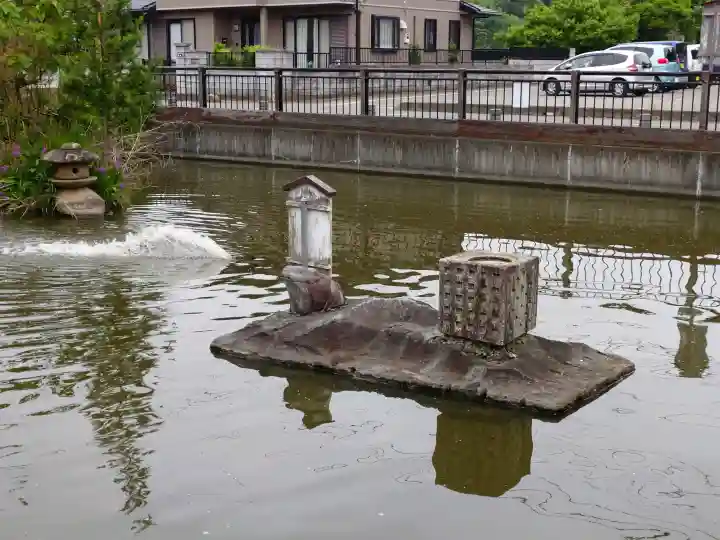 大宮住吉神社の{uncategorized: "未分類", other: "その他", undefined: "問題あり", building: "その他建物", grave: "お墓", sacred_gate: "鳥居", guardian: "狛犬", statue: "像", buddha: "仏像", history: "歴史", nature: "自然", garden: "庭園", animal: "動物", pagoda: "塔", temizu: "手水舎", mountain_gate: "山門・神門", sanctuary: "本殿・本堂", subordinate: "末社・摂社", art: "芸術", scenery: "景色", jizo: "地蔵", ema: "絵馬", goshuin: "御朱印", omikuji: "おみくじ", items: "授与品その他", amulet: "お守り", goshuincho: "御朱印帳", eats: "食事", festival: "お祭り", votive_dance: "神楽", shichigosan: "七五三参", wedding: "結婚式", experience: "体験その他", initially: "初詣", around: "周辺", anti_infection: "感染症対策"}