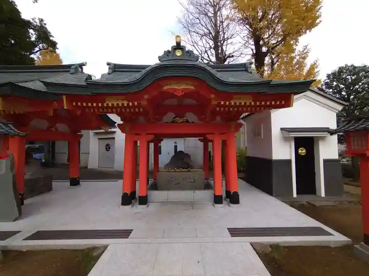 穴八幡宮の手水舎