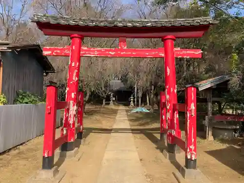 実ケ谷久伊豆神社の鳥居