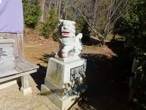 大六天麻王神社の狛犬