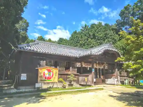 牛窓神社の本殿・本堂