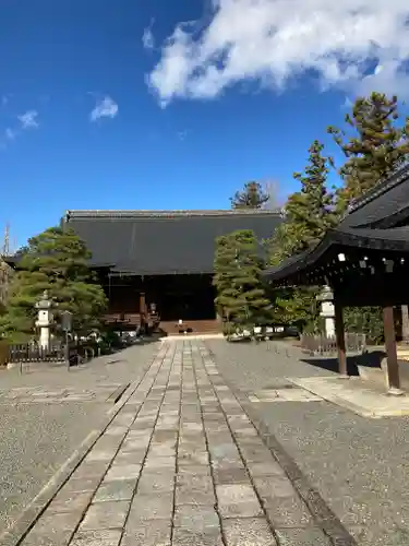 廣隆寺の本殿