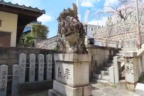 熊野神社の狛犬