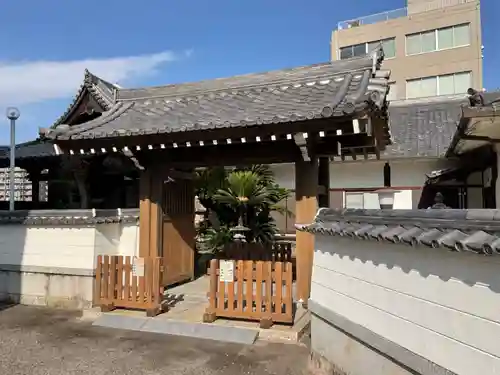 妙安寺の山門・神門