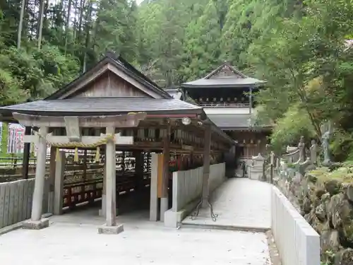 脳天大神龍王院のその他建物