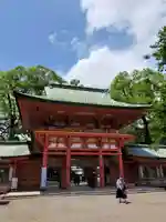 武蔵一宮氷川神社の山門・神門