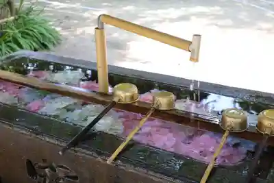 越谷香取神社の手水舎