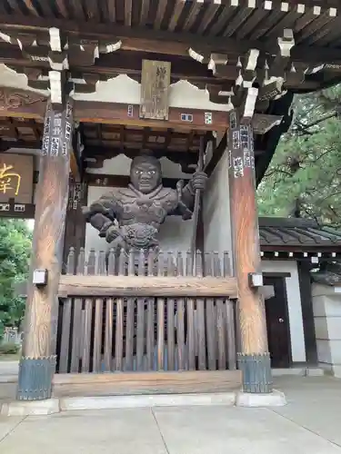 長命寺の像