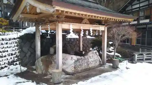 鵜鳥神社の手水